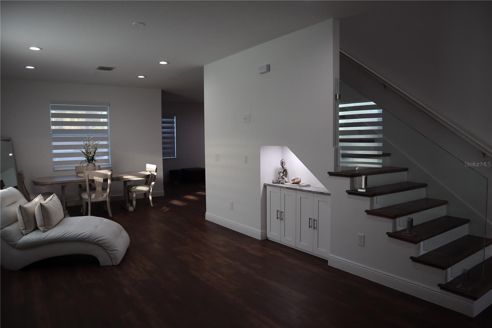 Image 16 of 38 For 8331 Peggy Street