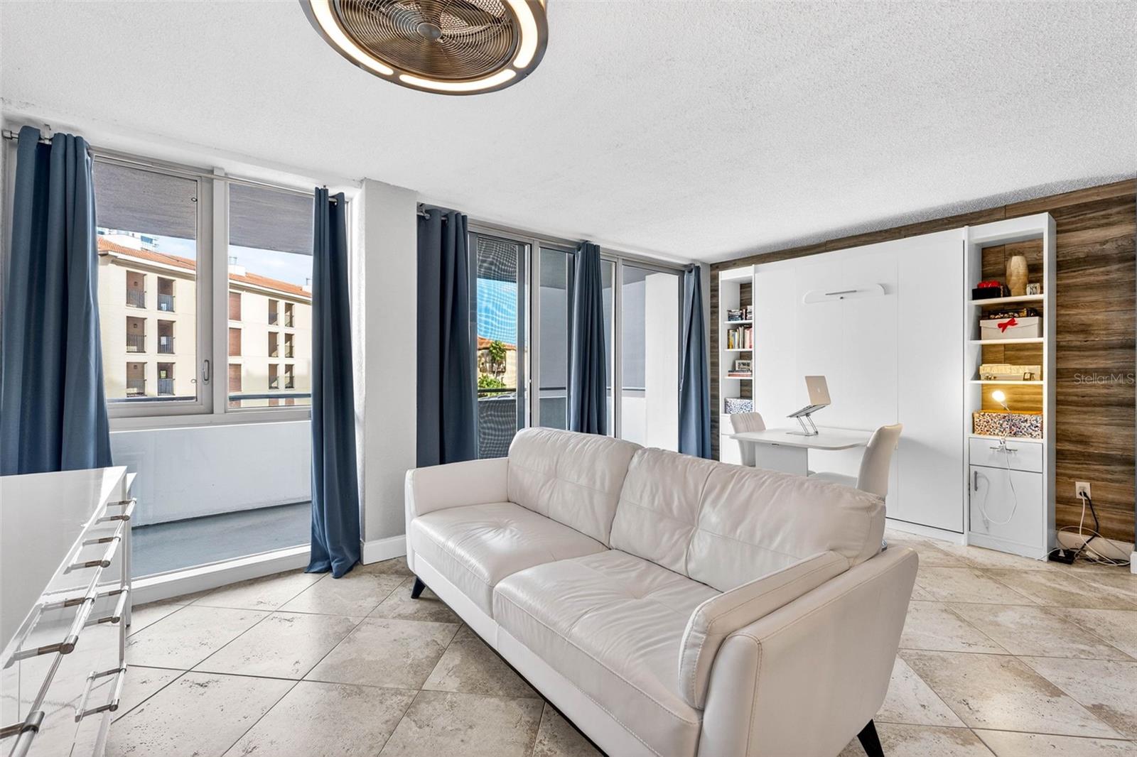 Image 24 of 58 For 470 3rd Street S 318