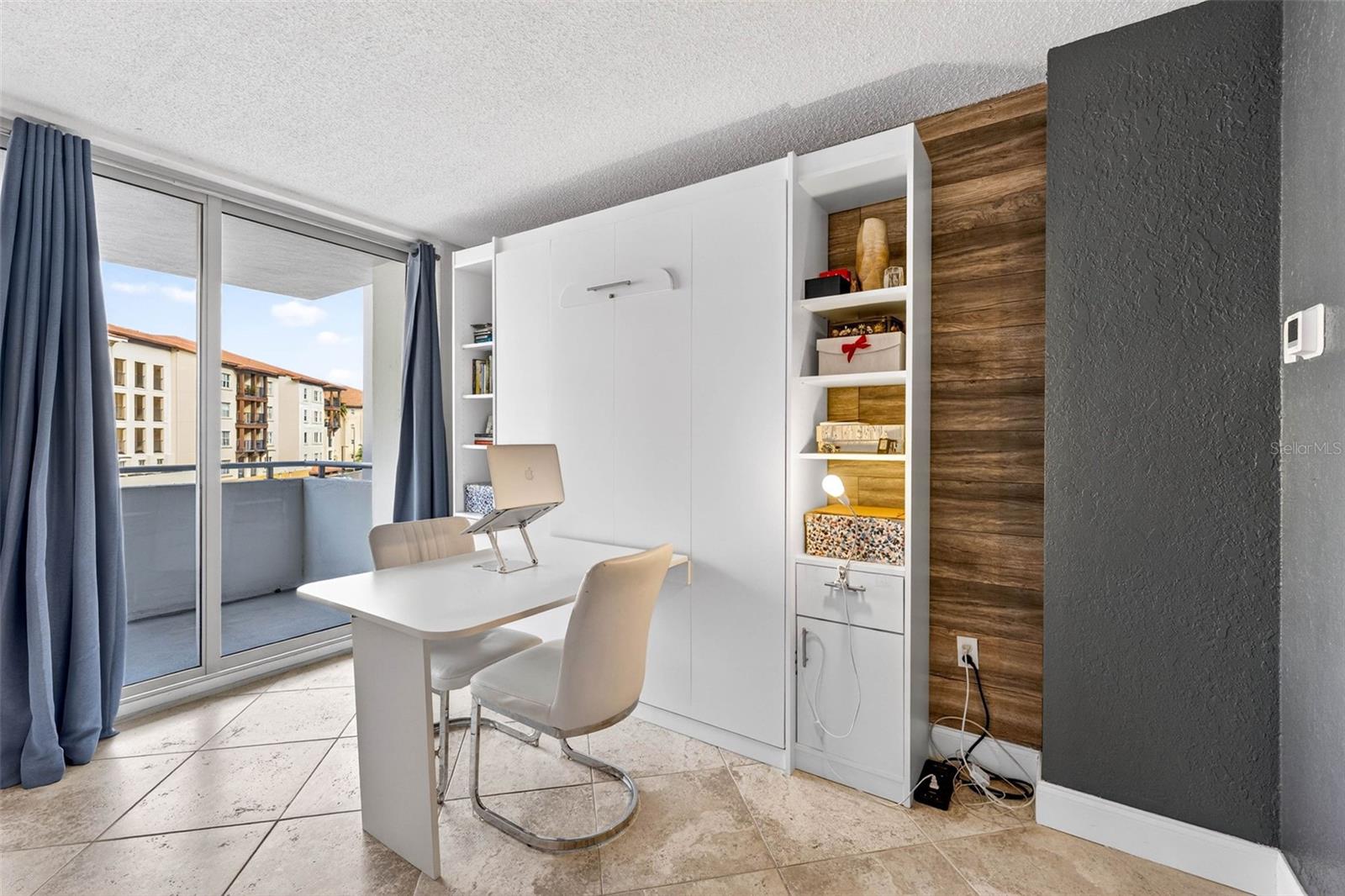 Image 29 of 58 For 470 3rd Street S 318