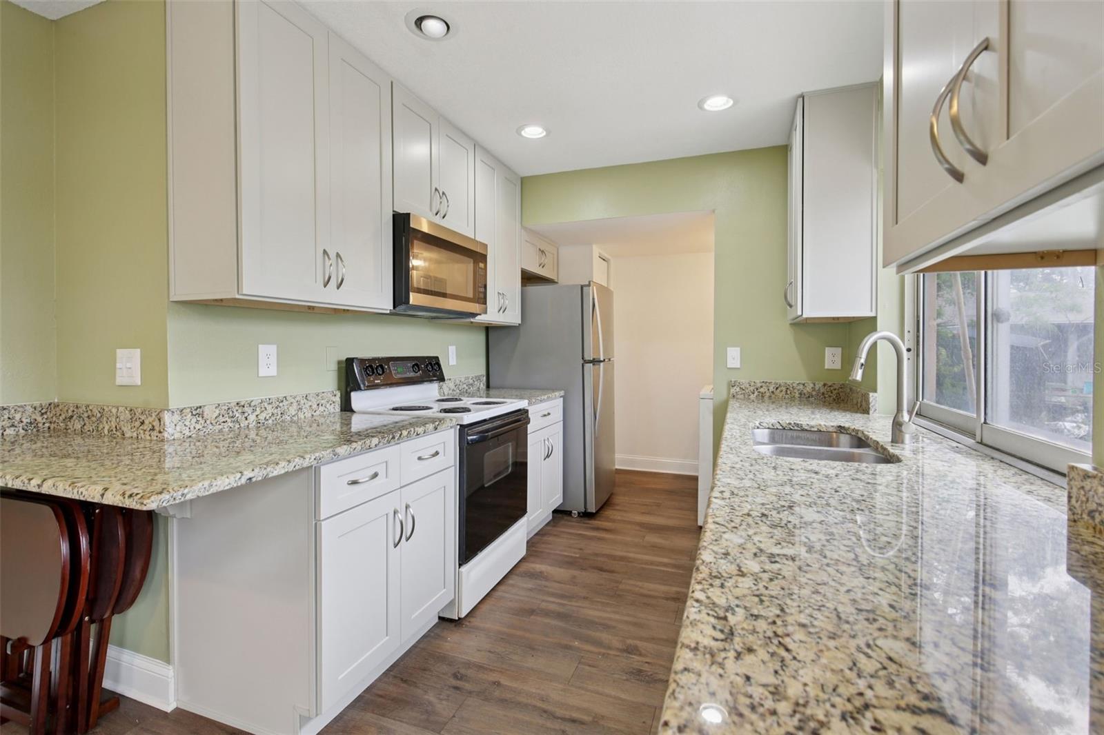 Image 13 of 33 For 2120 Country Loop N