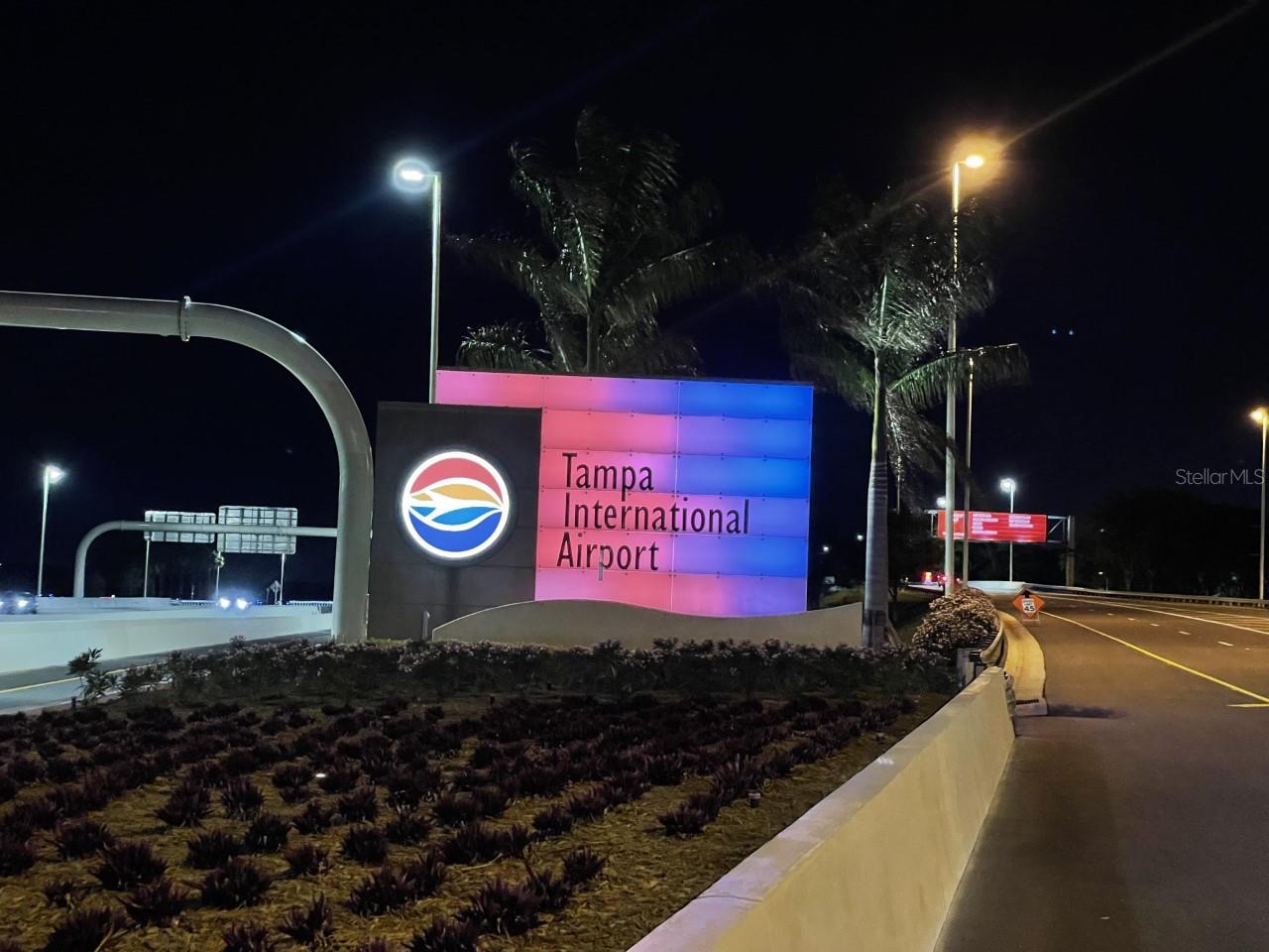 Image 9 of 27 For 7606 Pinery Way F