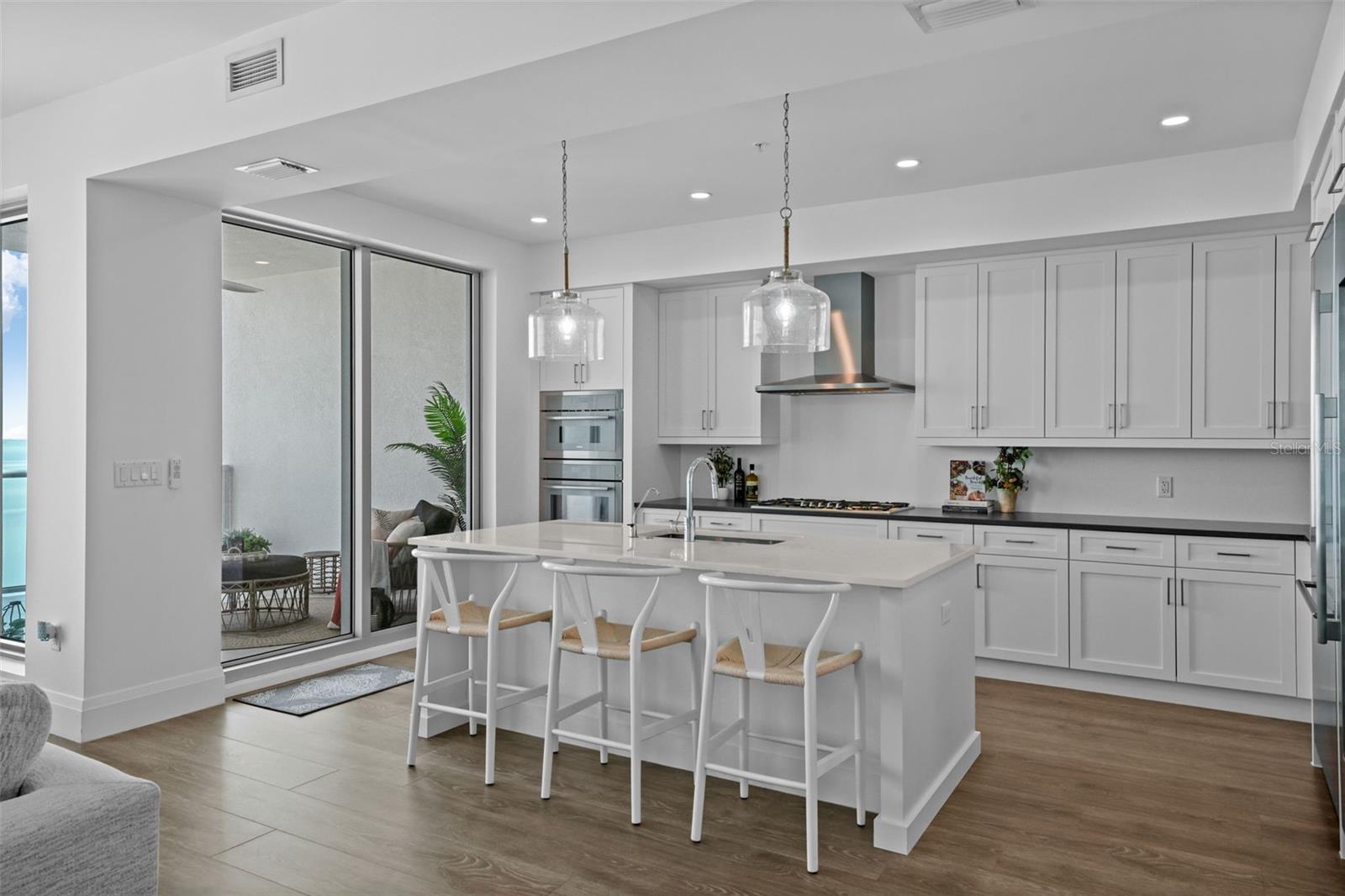 Image 12 of 97 For 2910 Barcelona Street 1902