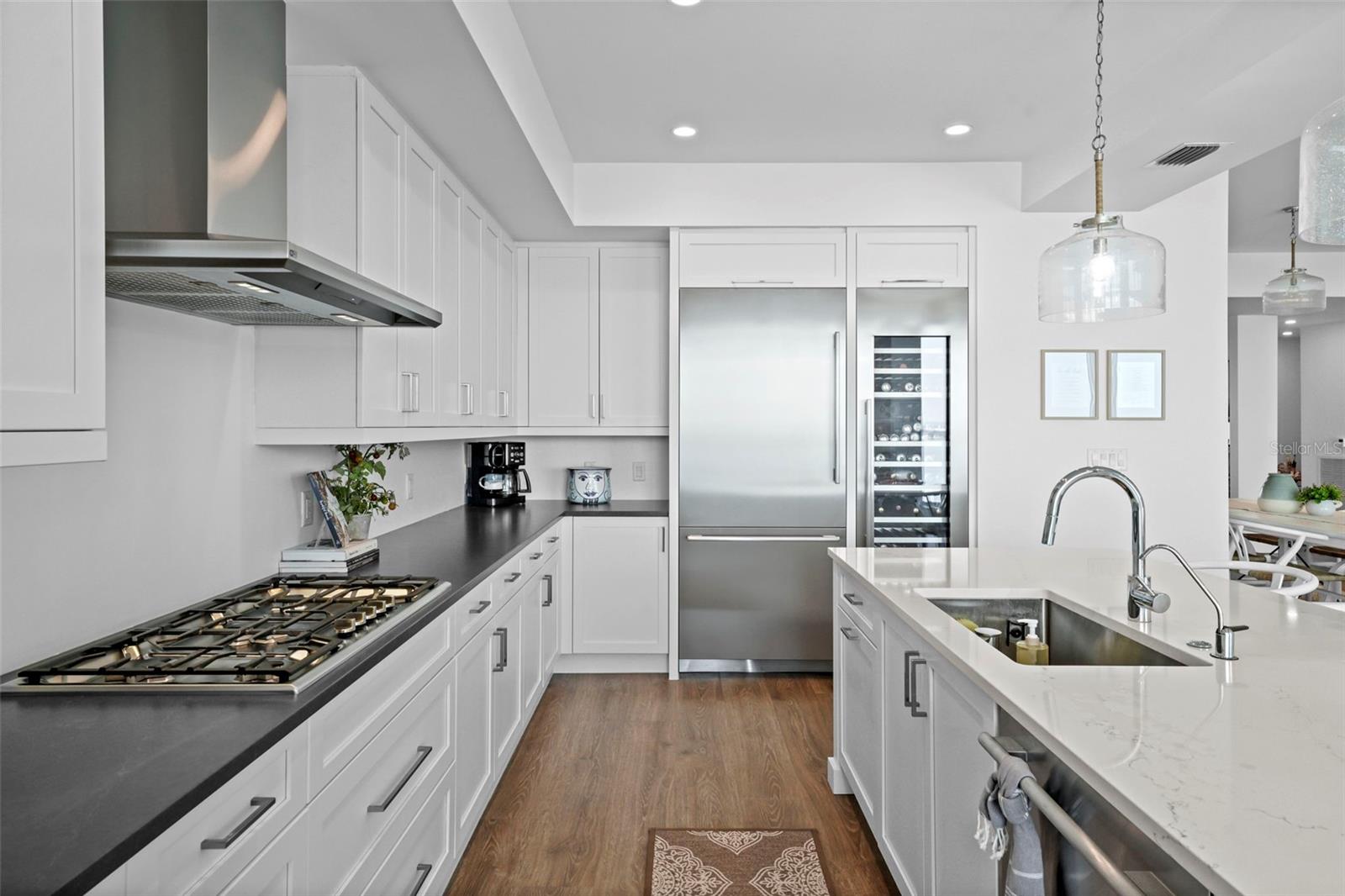 Image 14 of 97 For 2910 Barcelona Street 1902