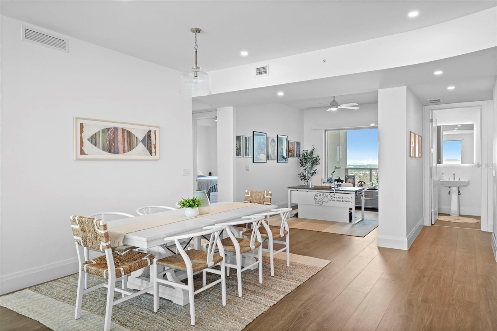 Image 22 of 97 For 2910 Barcelona Street 1902