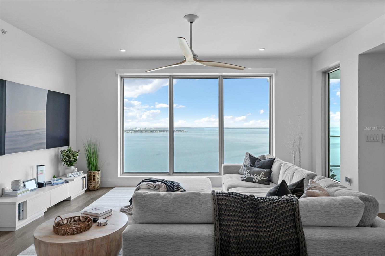 Image 6 of 97 For 2910 Barcelona Street 1902