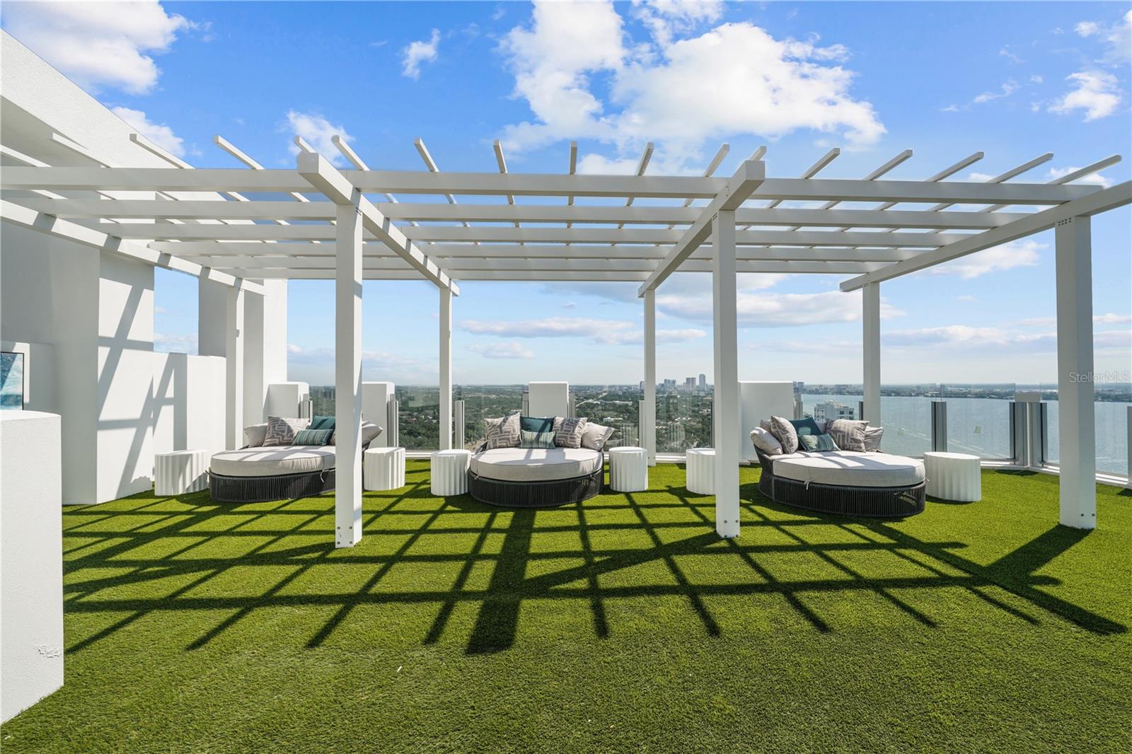 Image 72 of 97 For 2910 Barcelona Street 1902