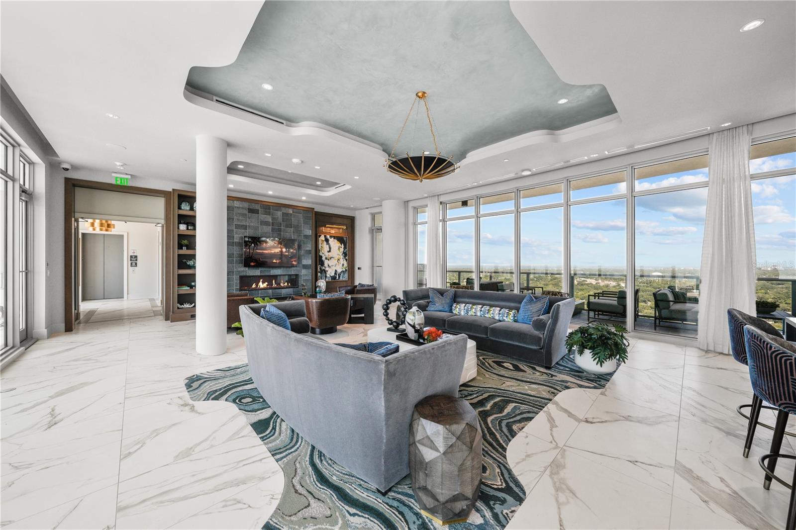 Image 73 of 97 For 2910 Barcelona Street 1902