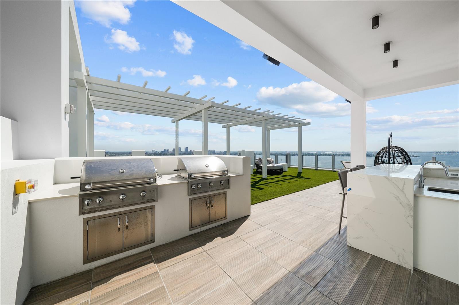 Image 75 of 97 For 2910 Barcelona Street 1902