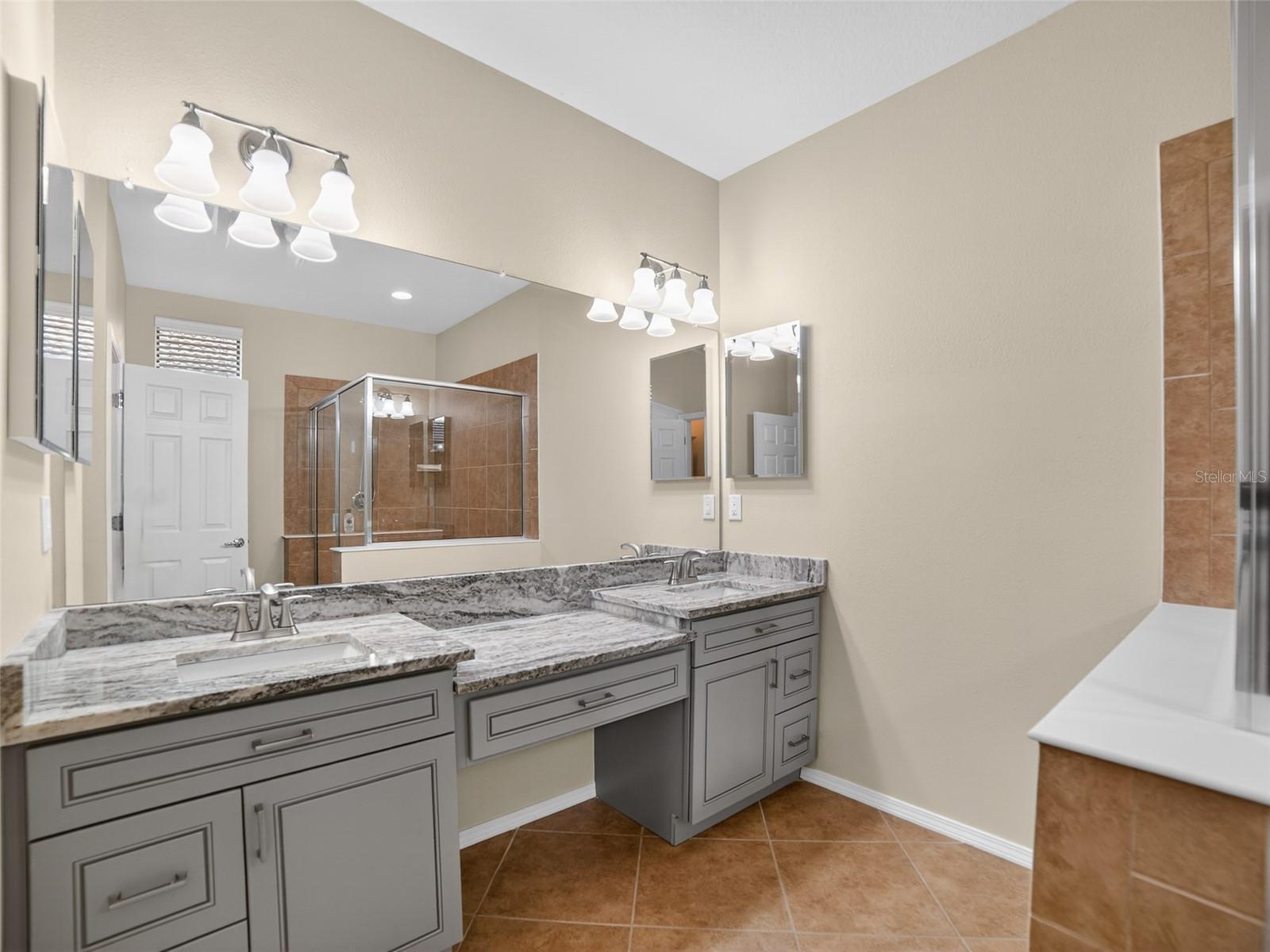 Image 14 of 31 For 348 Cedar Falls Drive