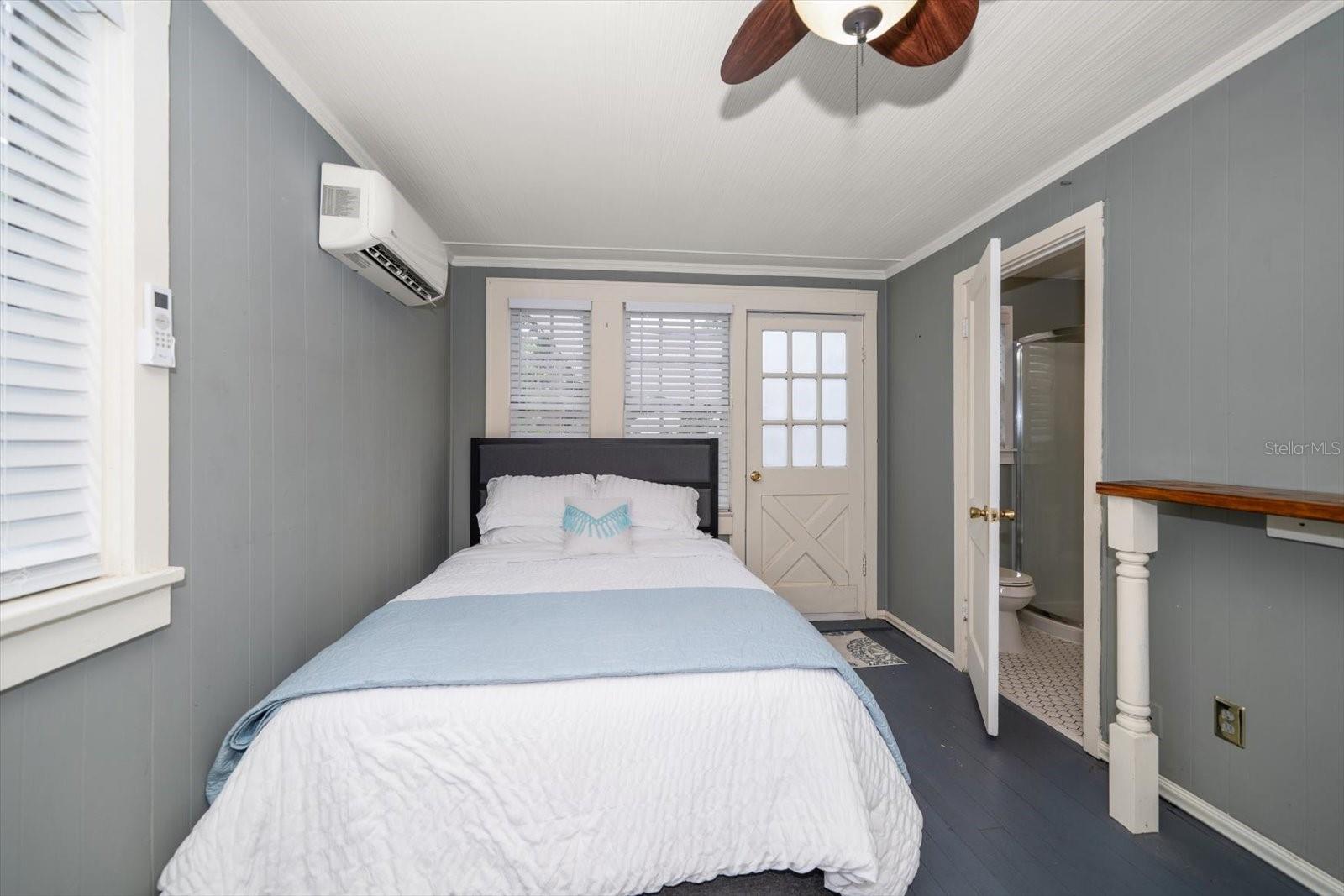 Image 20 of 54 For 310 Lincoln Avenue