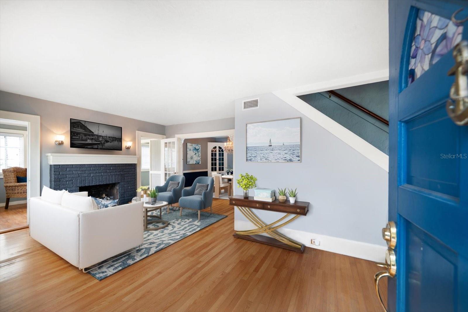 Image 3 of 54 For 310 Lincoln Avenue