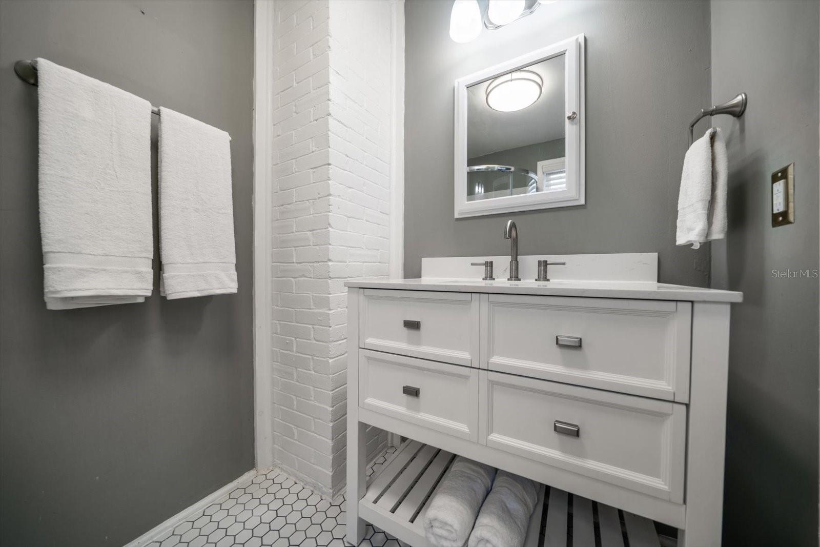 Image 30 of 54 For 310 Lincoln Avenue