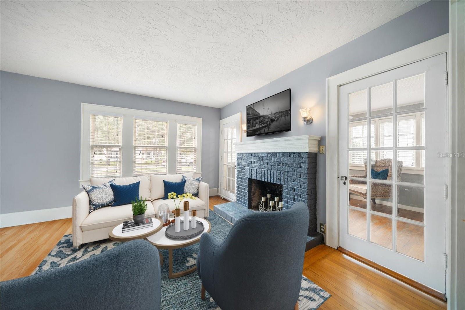 Image 5 of 54 For 310 Lincoln Avenue