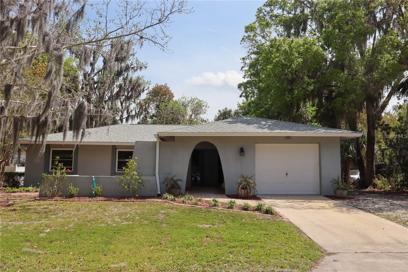 Listing Details for 566 Magnolia Circle, CRYSTAL RIVER, FL 34428