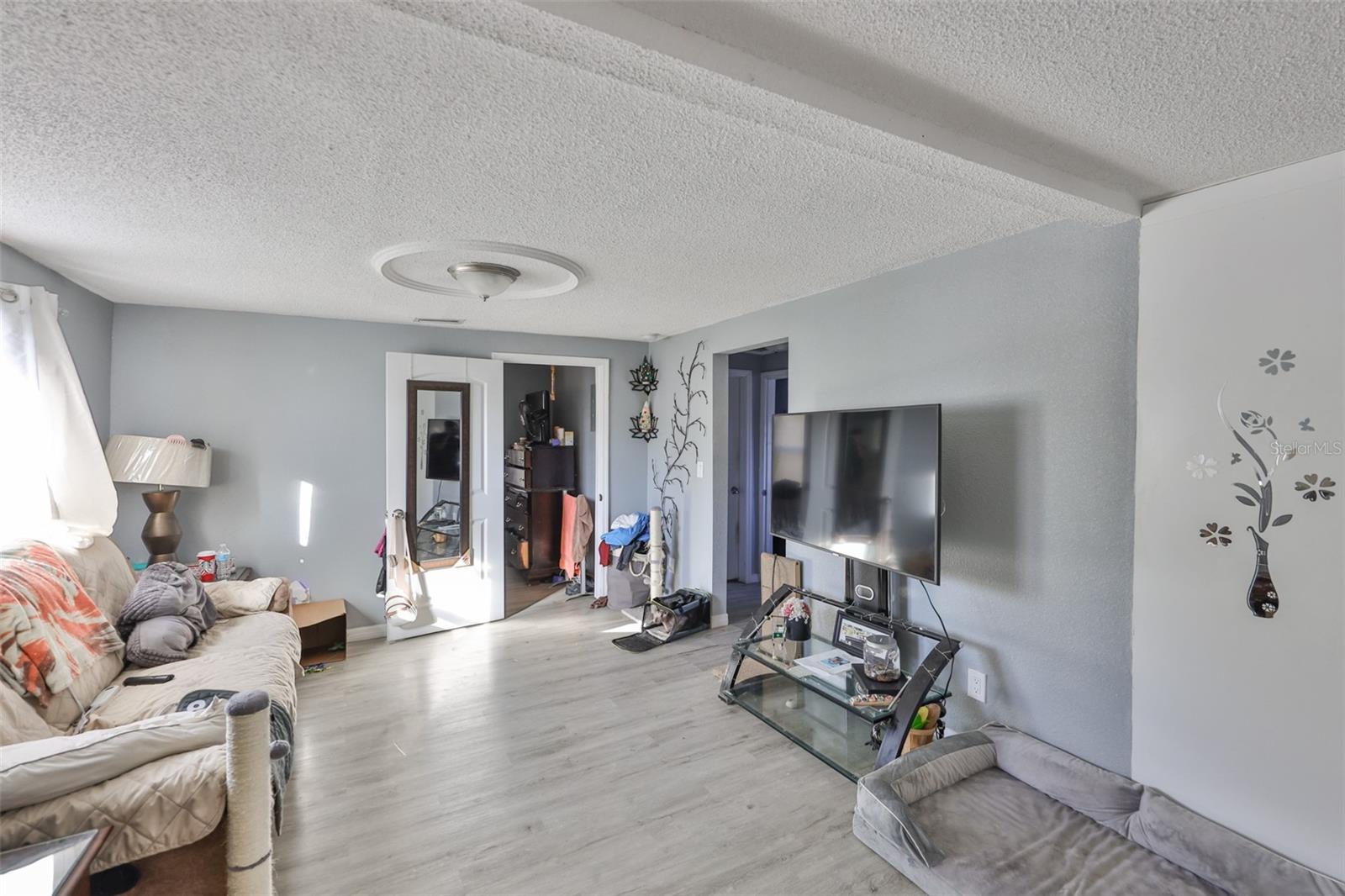 Image 5 of 15 For 1208 17th St N