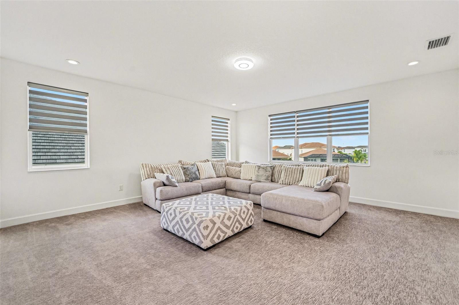 Image 25 of 33 For 3405 Juniper Springs Street