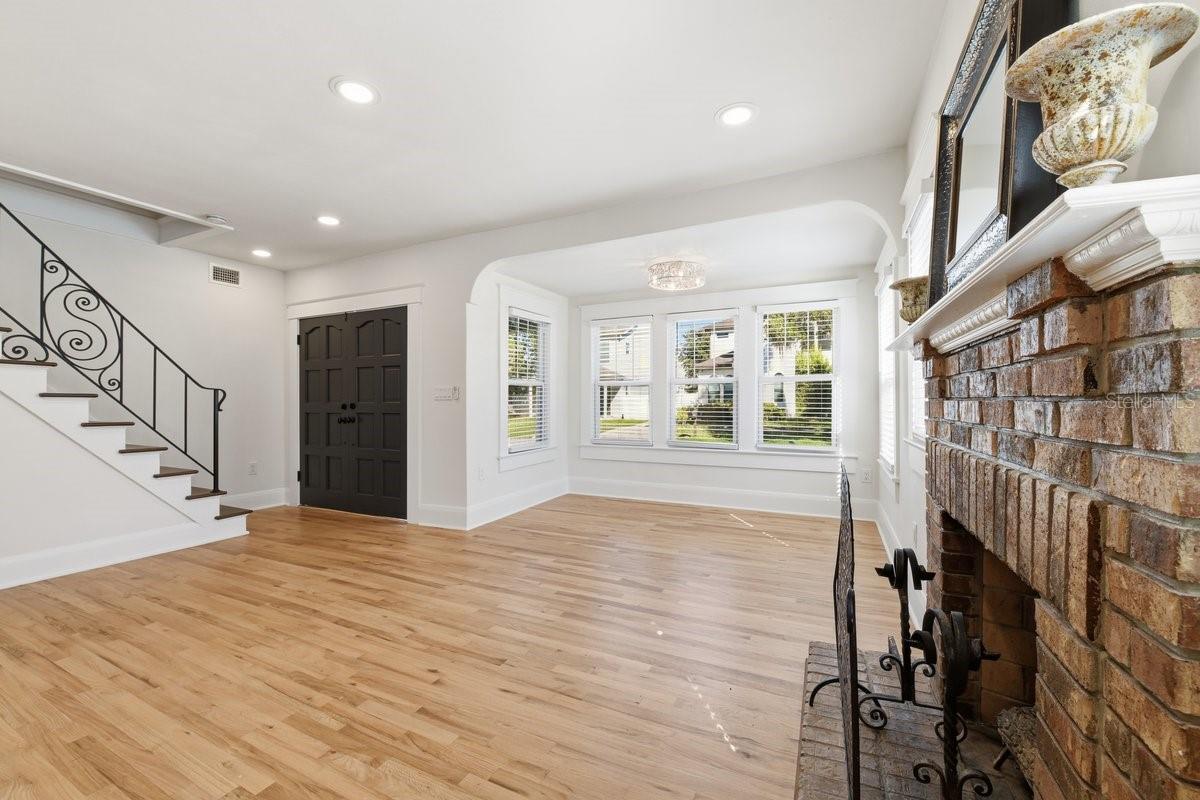 Image 17 of 40 For 1004 Charter Street