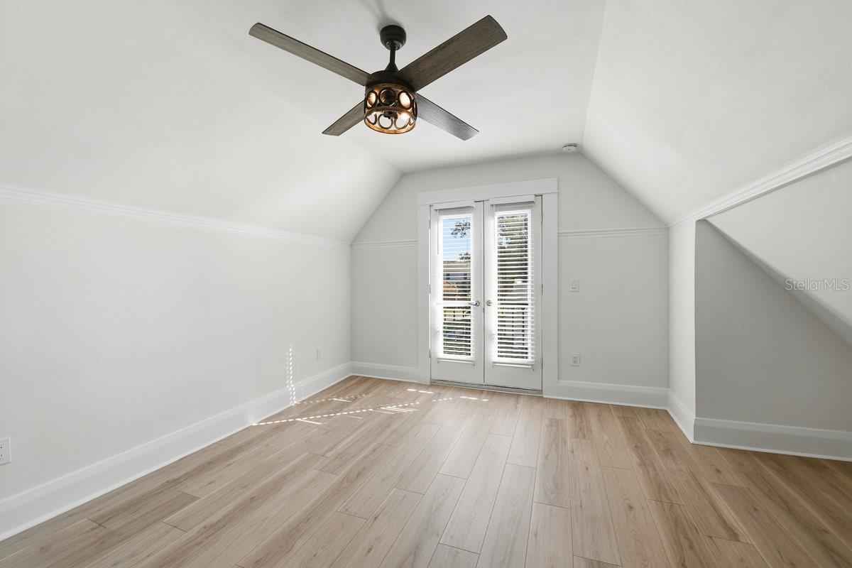 Image 29 of 40 For 1004 Charter Street