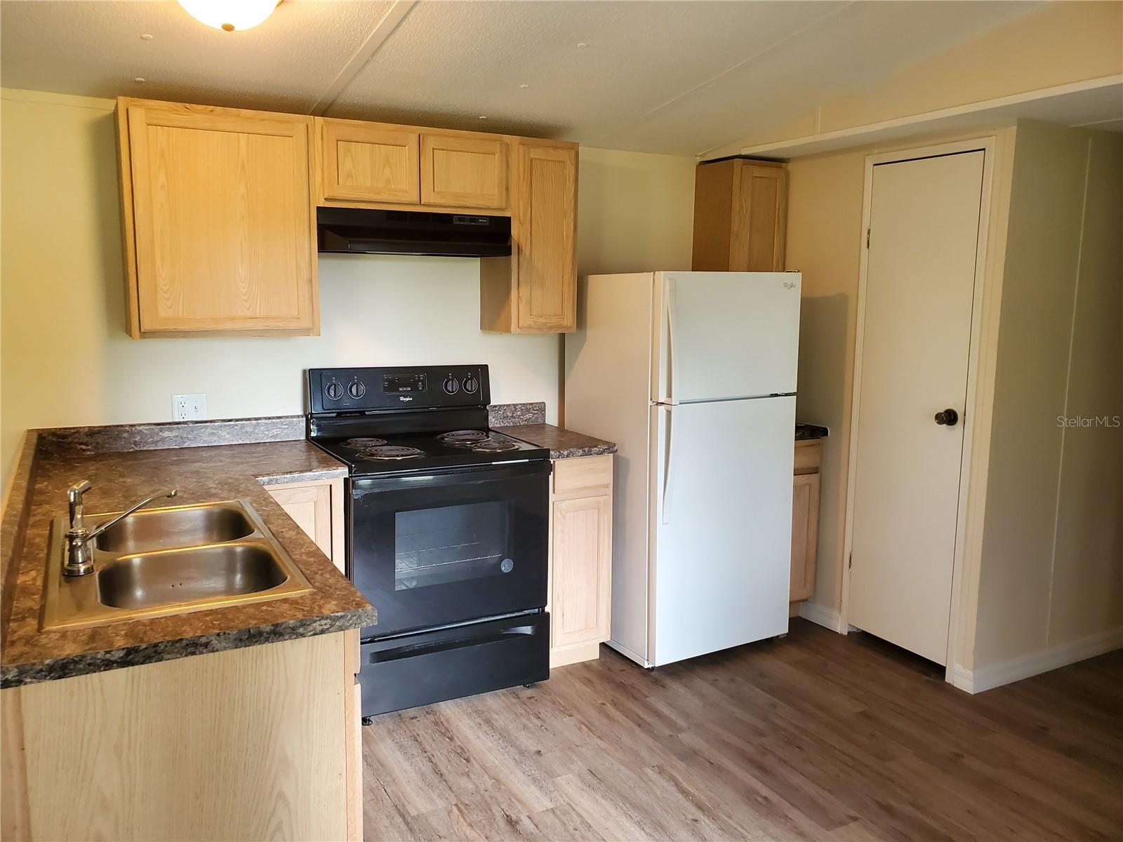 Image 11 of 14 For 3511 Mud Lake Road