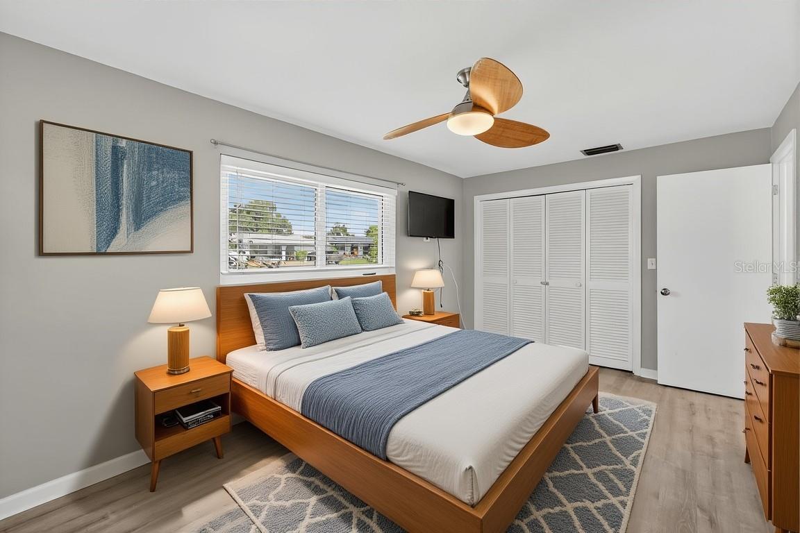 Image 16 of 49 For 2127 Scotland Drive