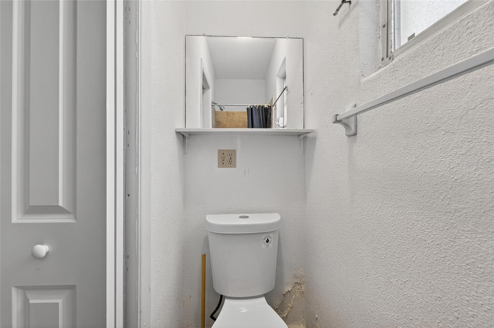 Image 26 of 49 For 2127 Scotland Drive