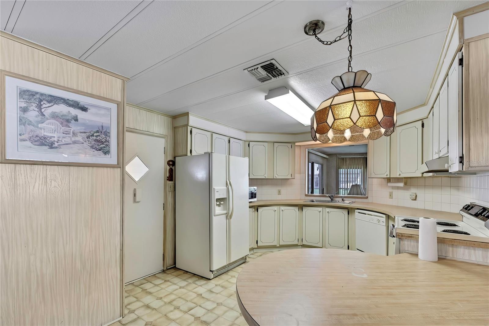 Image 14 of 44 For 3230 Brewster Drive