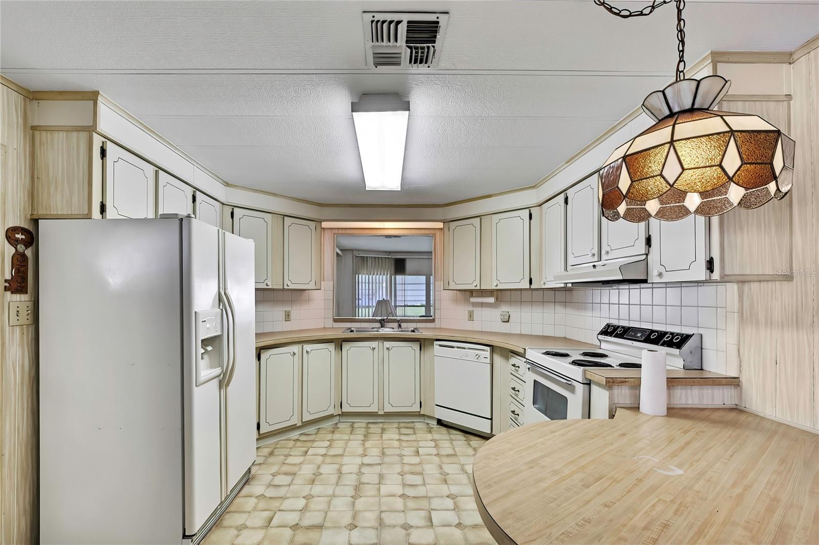 Image 15 of 44 For 3230 Brewster Drive