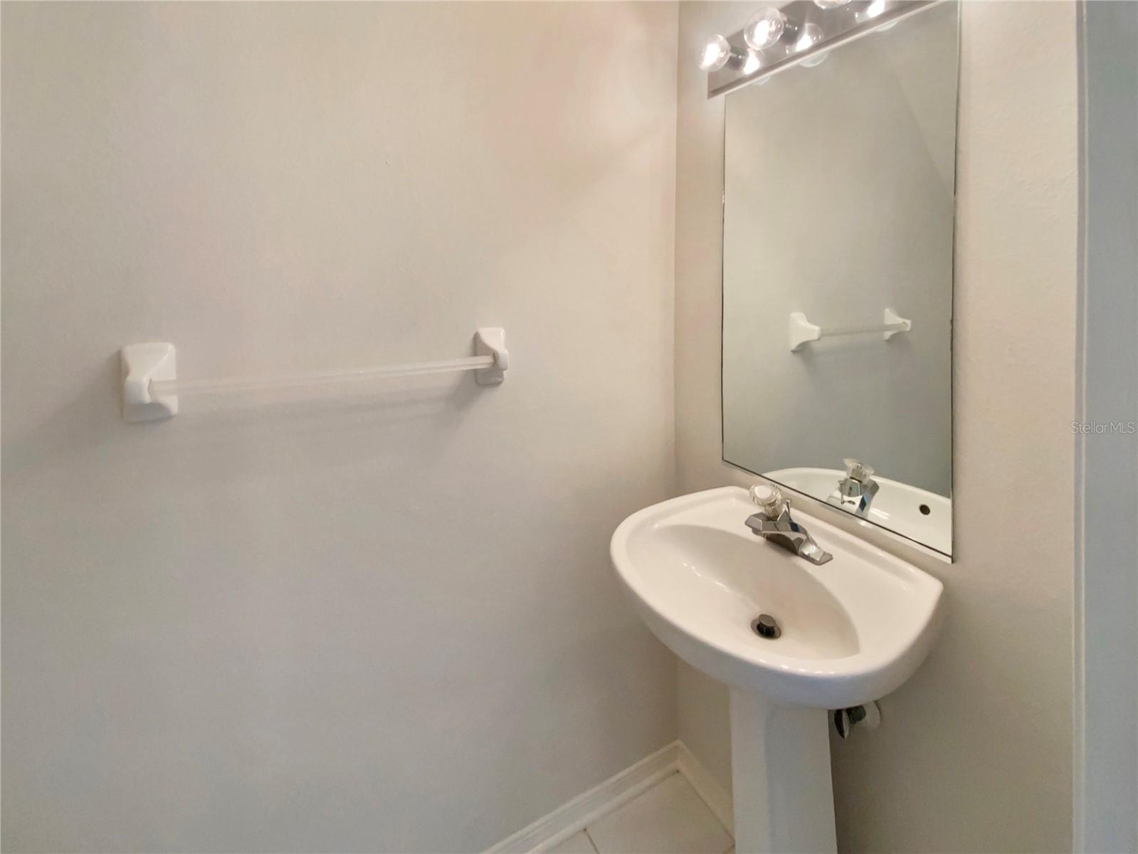 Image 14 of 20 For 1136 Kennewick Court