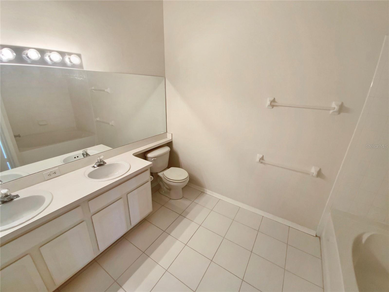 Image 17 of 20 For 1136 Kennewick Court