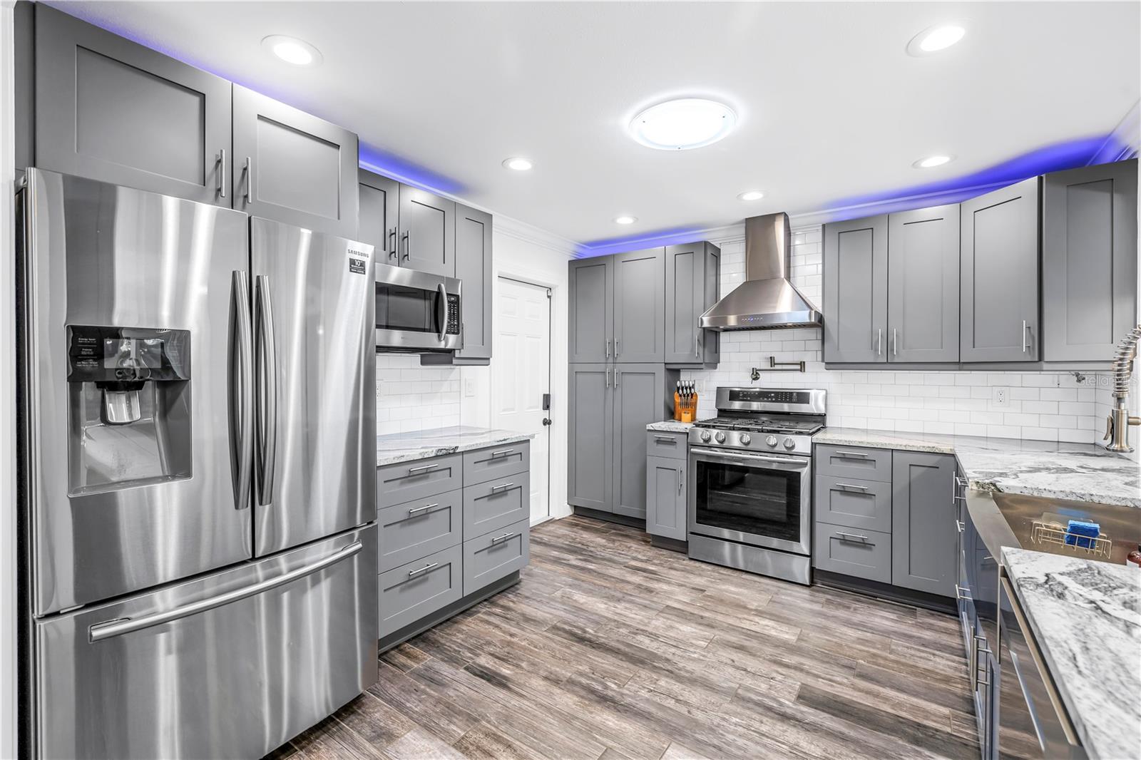 Image 14 of 47 For 6731 14th Way S