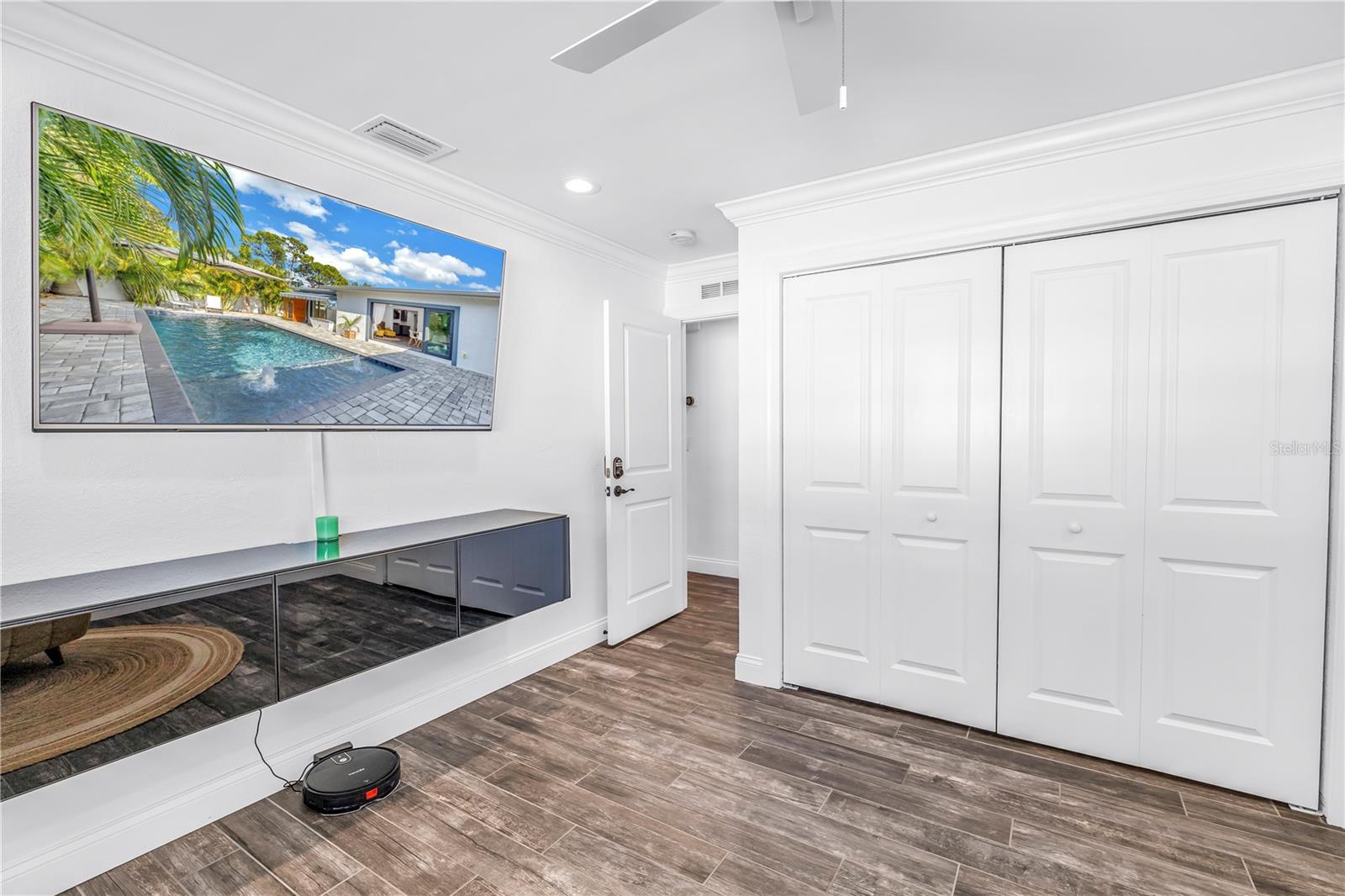 Image 30 of 47 For 6731 14th Way S