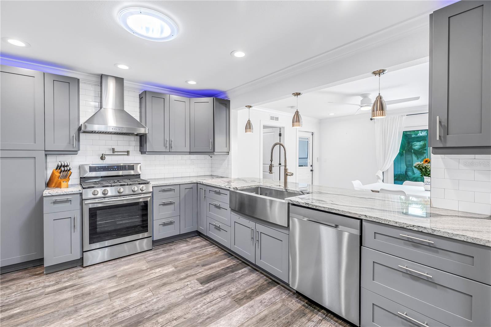 Image 5 of 47 For 6731 14th Way S