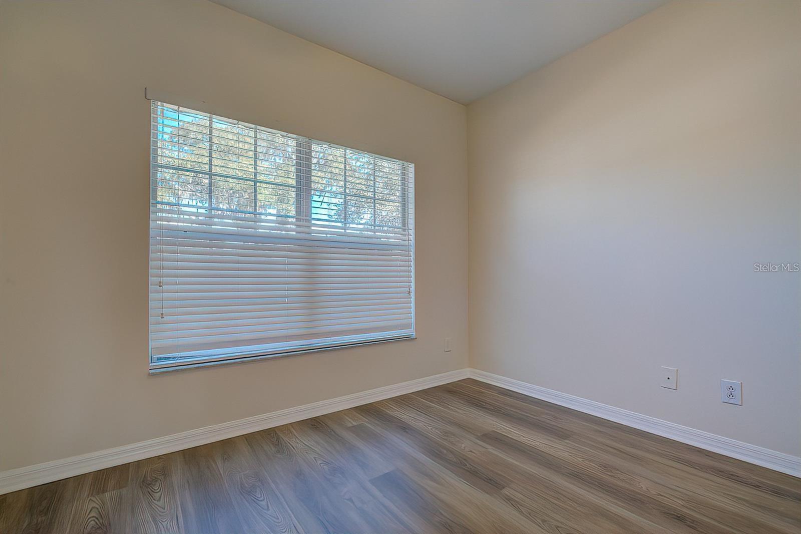 Image 12 of 40 For 15706 Stable Run Drive