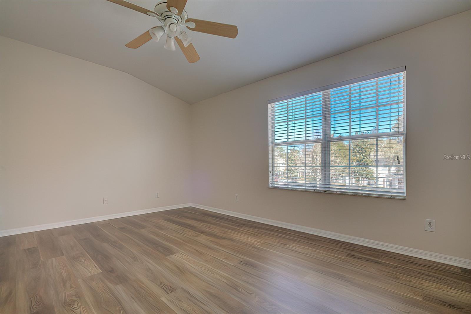 Image 21 of 40 For 15706 Stable Run Drive