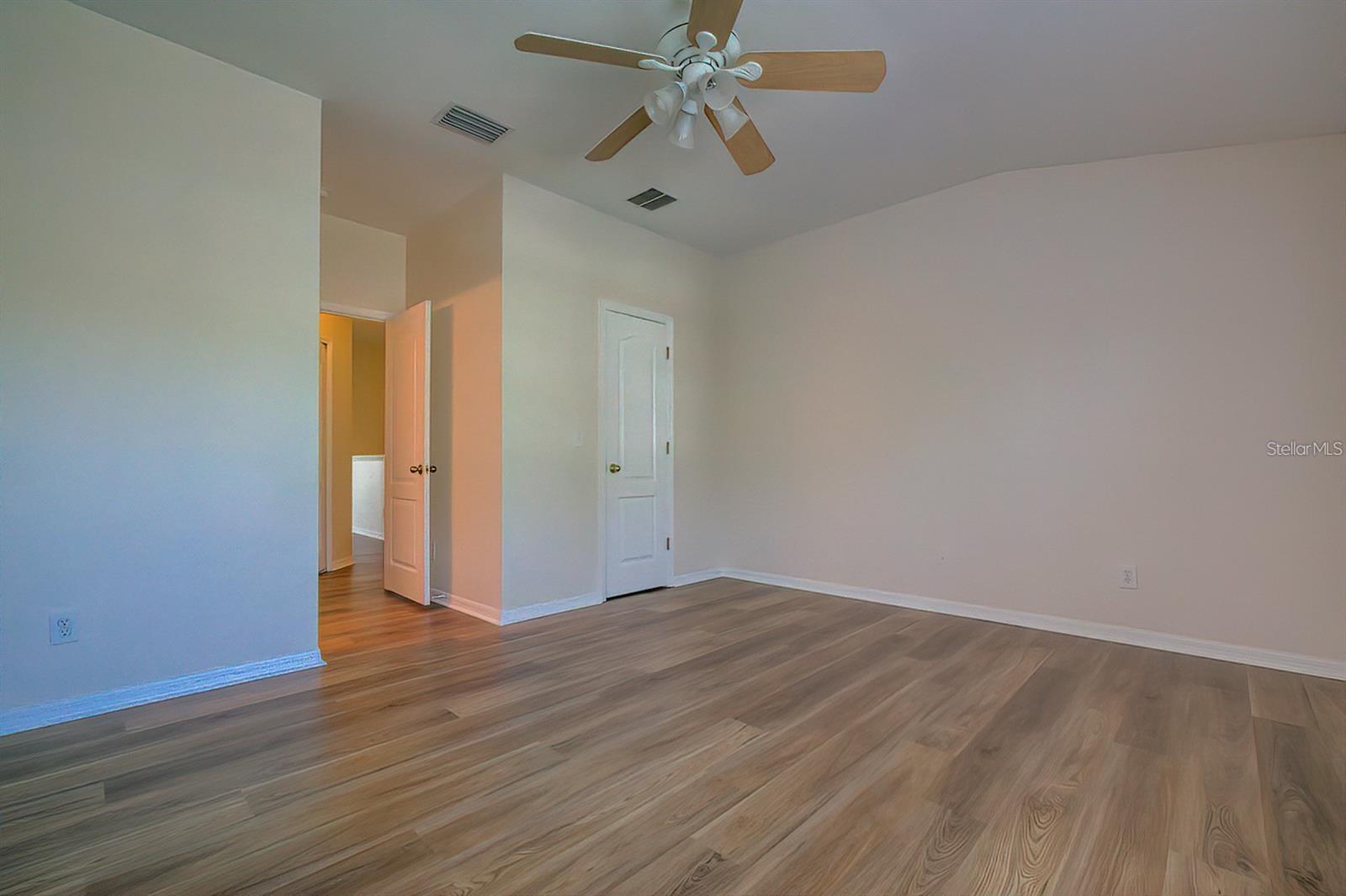 Image 27 of 40 For 15706 Stable Run Drive