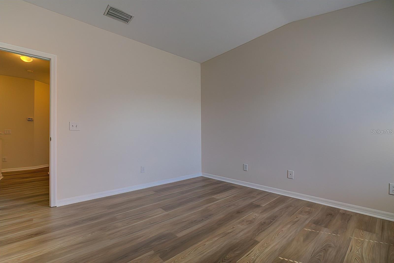 Image 31 of 40 For 15706 Stable Run Drive