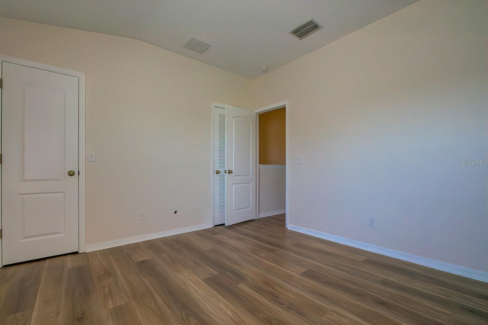 Image 32 of 40 For 15706 Stable Run Drive