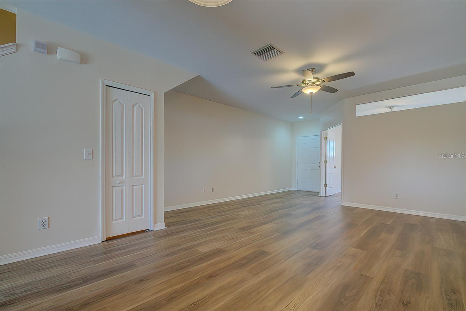 Image 6 of 40 For 15706 Stable Run Drive