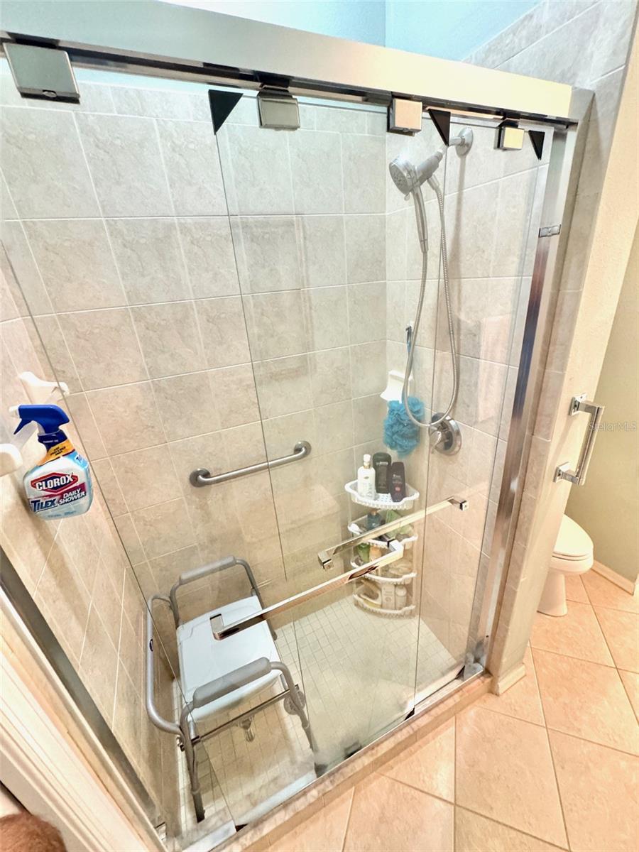 Image 30 of 37 For 2644 Tottenham Drive