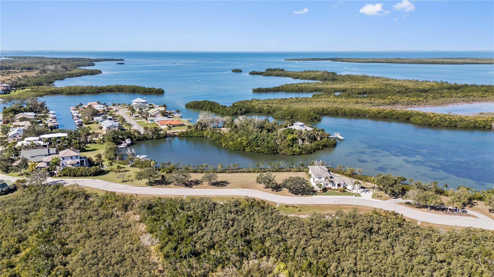 Image 14 of 26 For 4208 Redfish Court