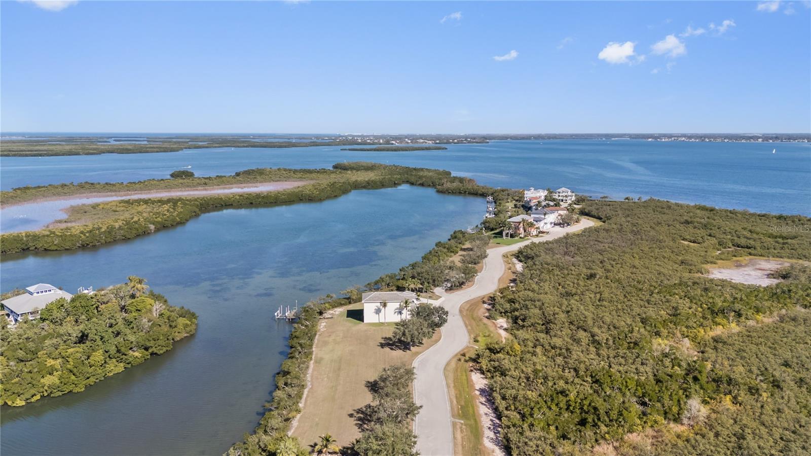 Image 20 of 26 For 4208 Redfish Court