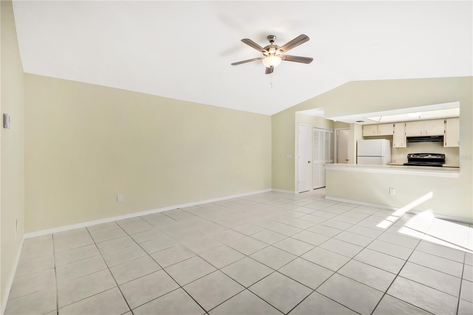 Image 3 of 23 For 13745 Downing Lane S-2