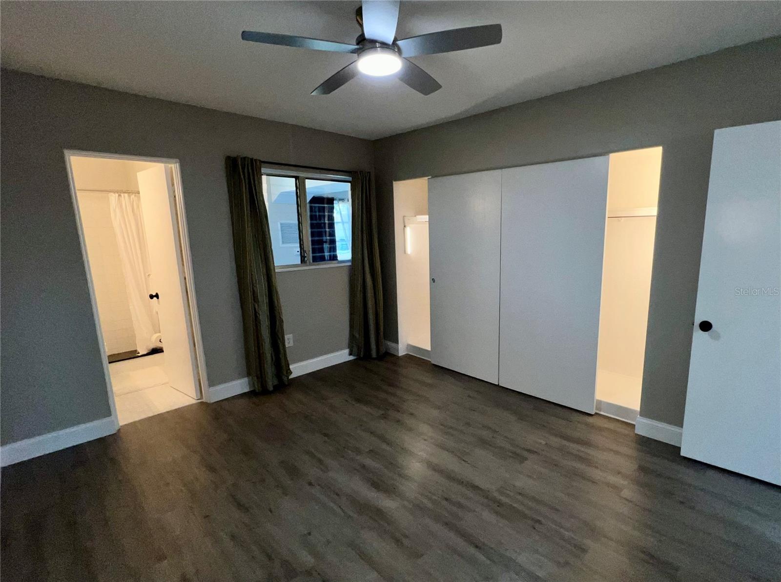 Image 20 of 28 For 4153 57th Street N 605