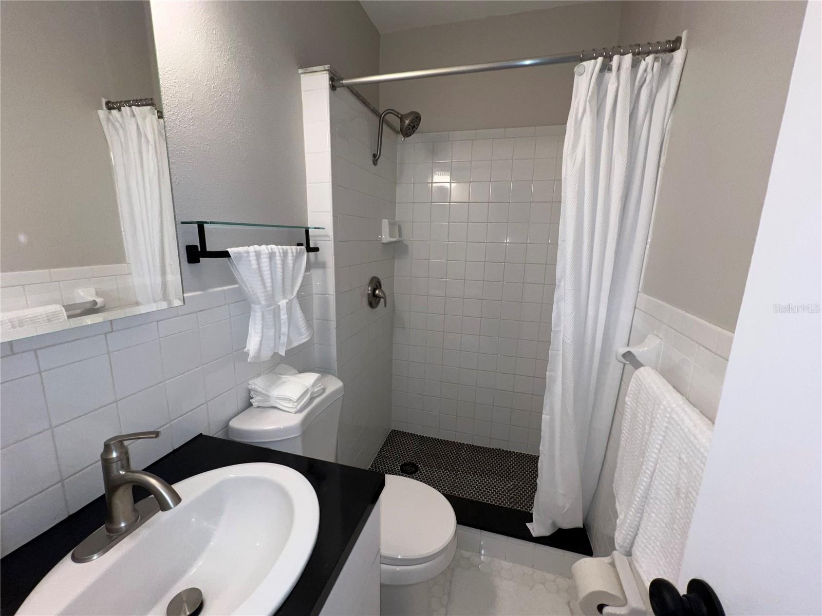 Image 21 of 28 For 4153 57th Street N 605