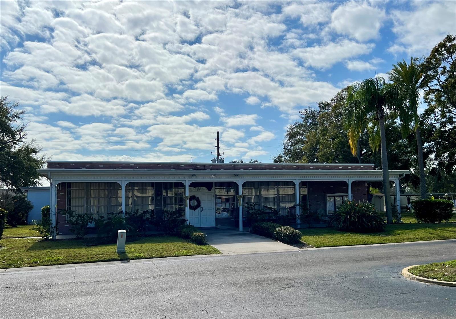 Image 26 of 28 For 4153 57th Street N 605