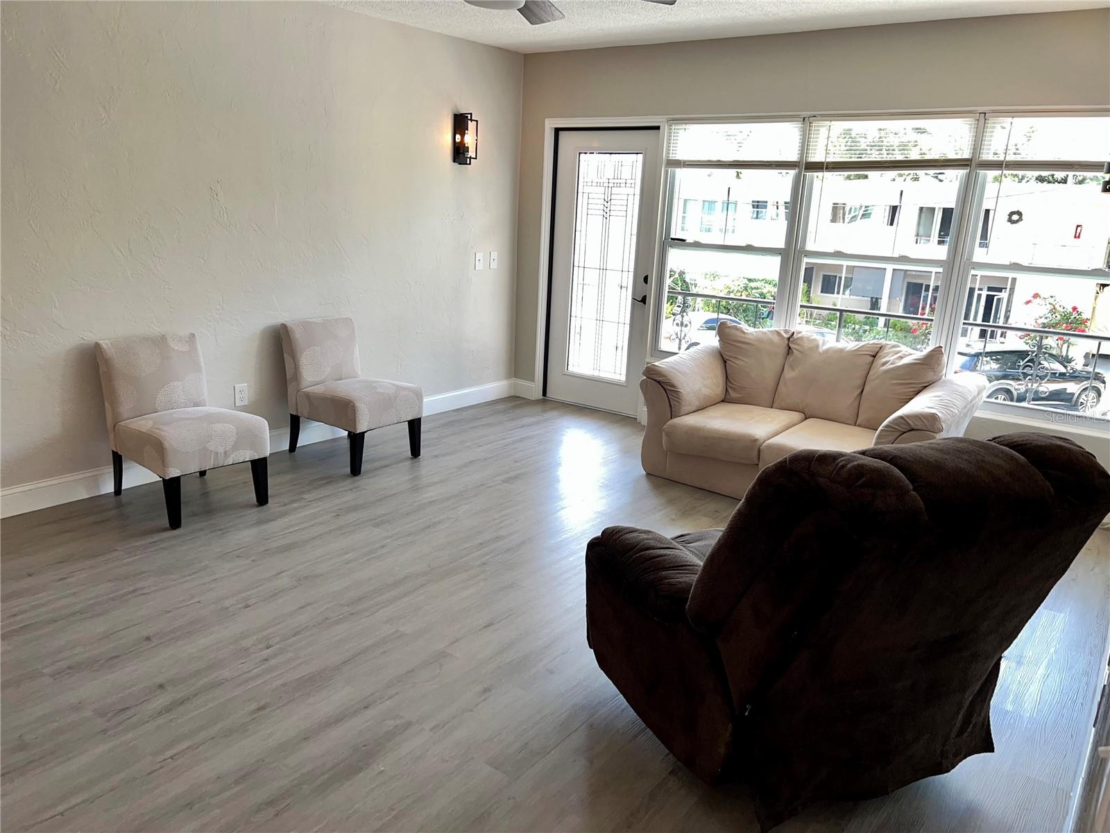 Image 5 of 28 For 4153 57th Street N 605