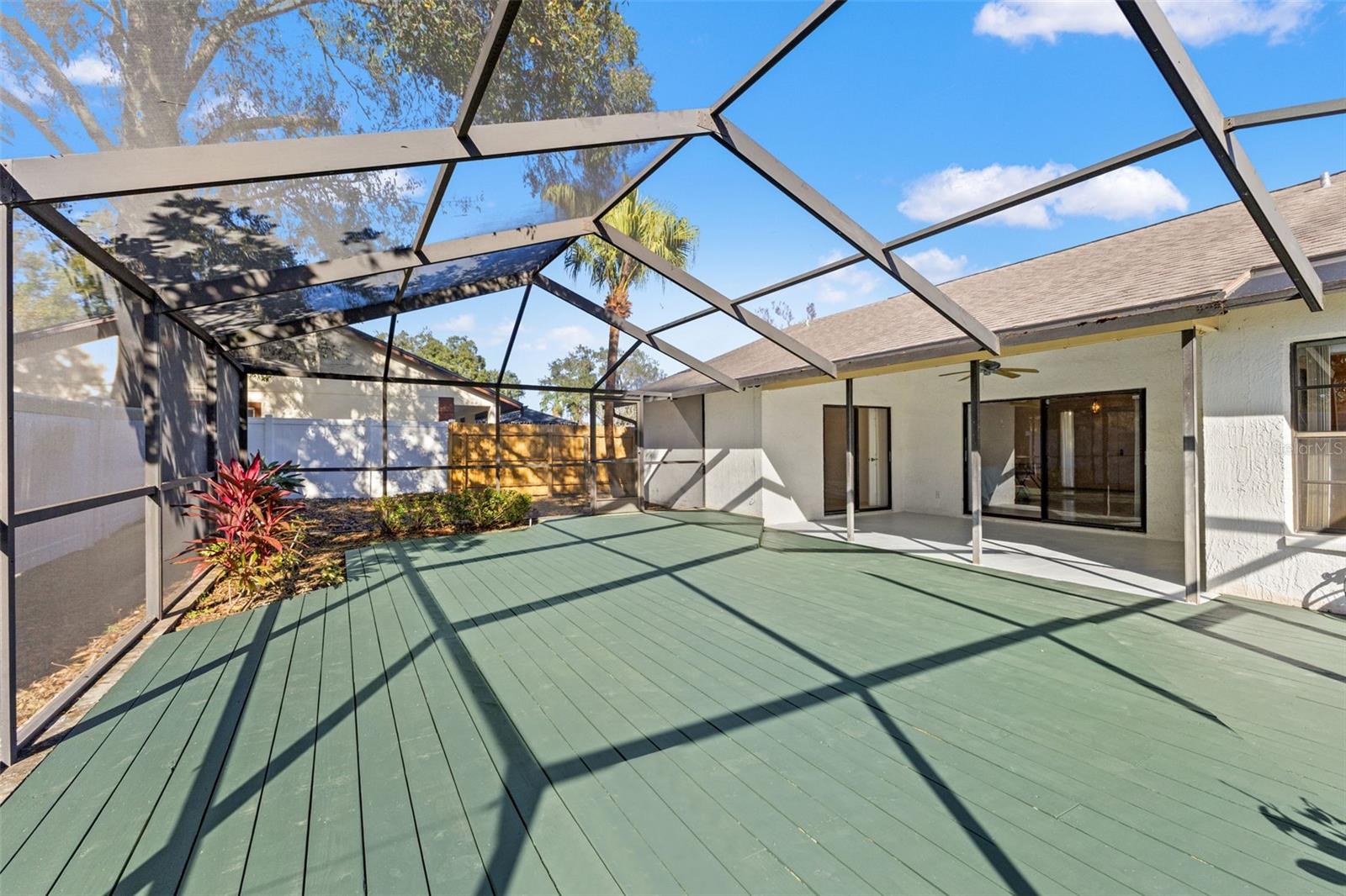 Image 24 of 27 For 13604 Cozy Place