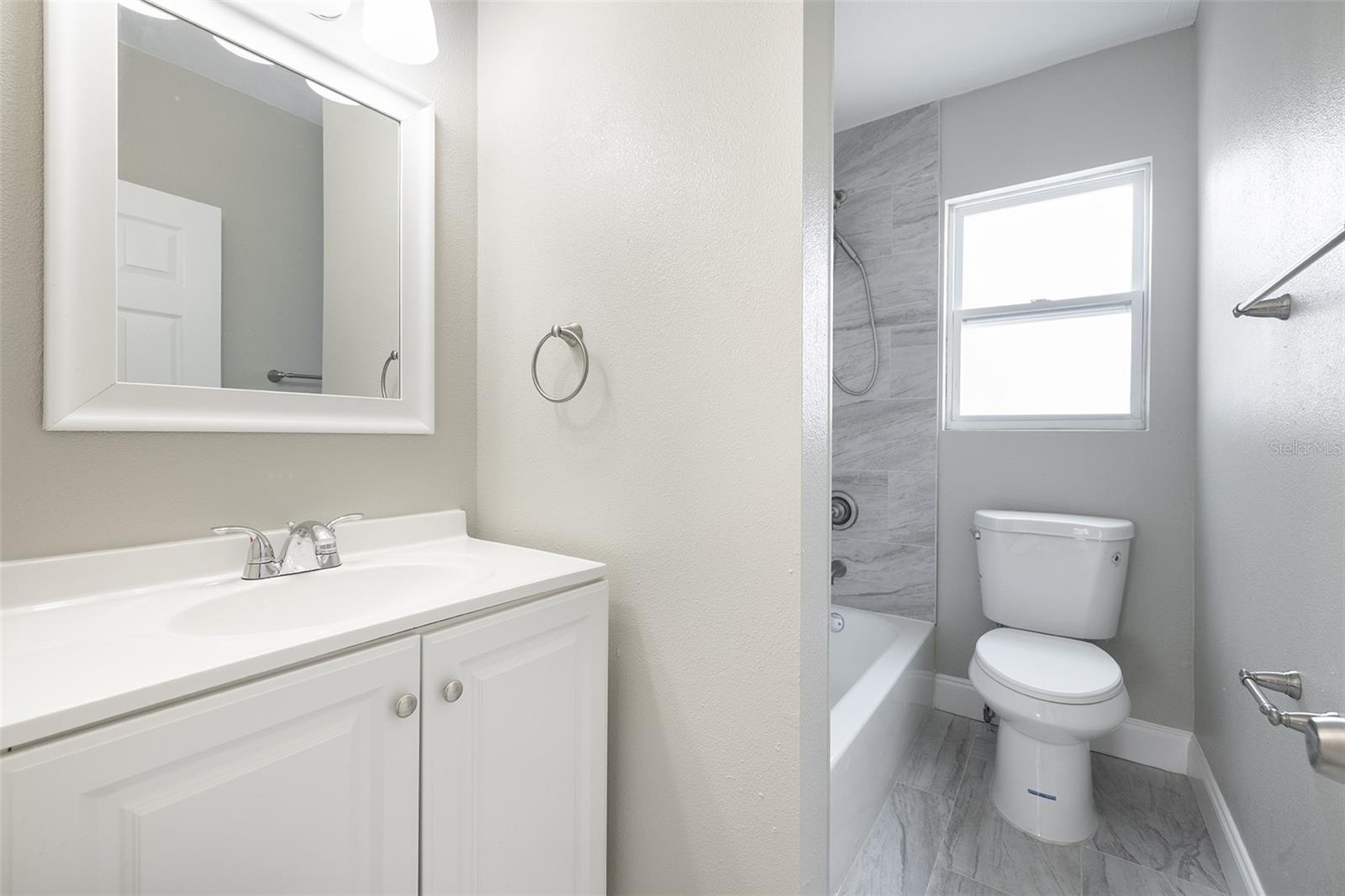 Image 15 of 25 For 2402 North B Street