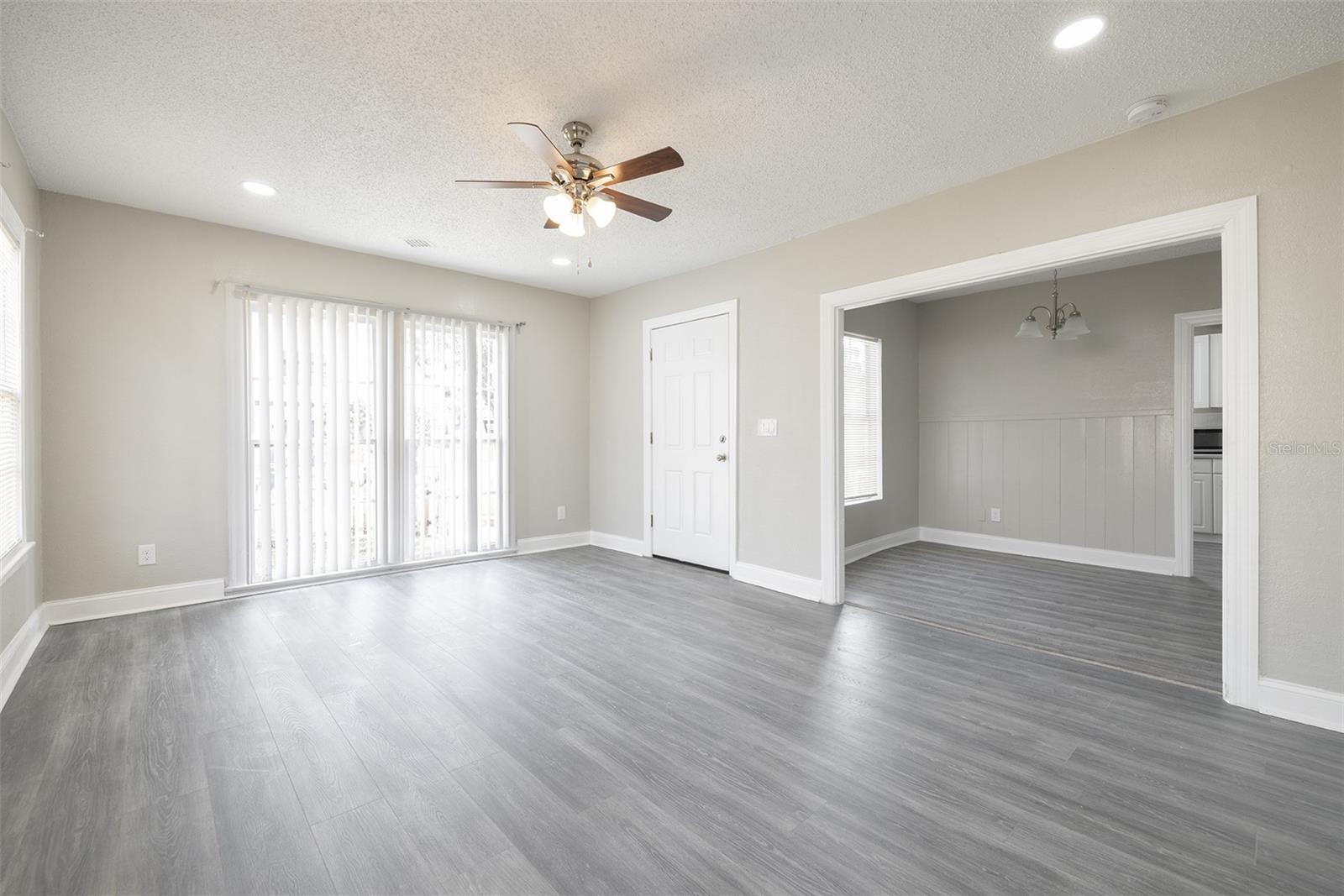 Image 6 of 25 For 2402 North B Street