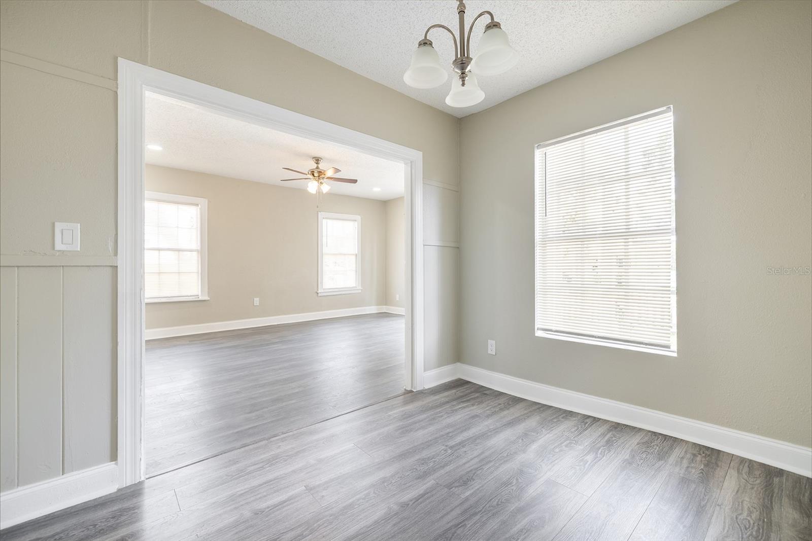 Image 8 of 25 For 2402 North B Street